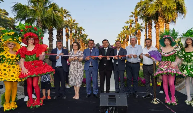 1. İzmir Balkon ve Bahçe Bitkileri Festivali başladı