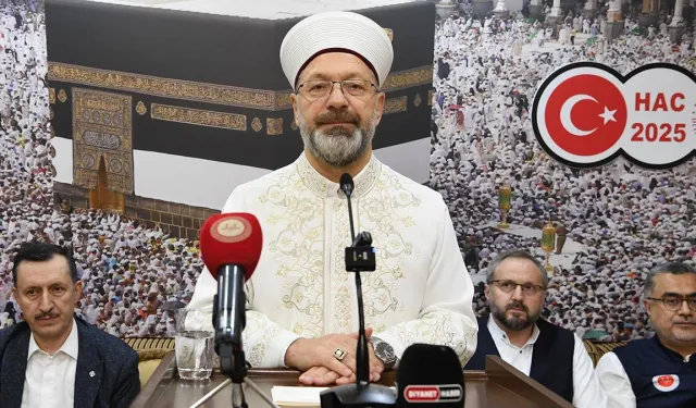 Diyanet'ten genç çiftlere Umre müjdesi... 500 Çiftin Umre bedelinin yarısı karşılanacak!