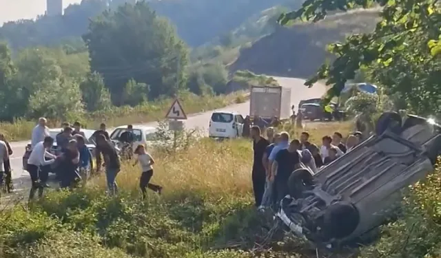 Düzce'de otomobil şarampole devrildi