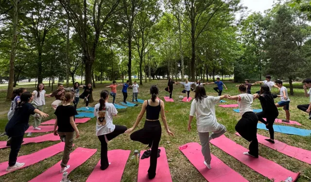 İzmit'te LGS öğrencileri sınav stresini Mindfulness ile attı
