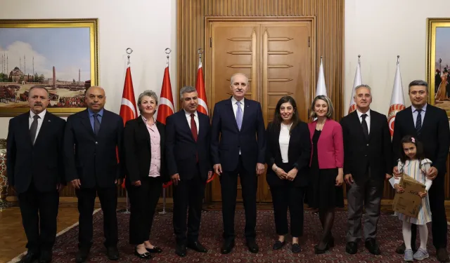 Kurtulmuş, TBMM personeliyle bayramlaştı