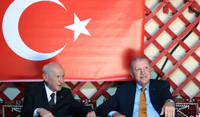 Bahçeli ve Erdoğan'dan Ahlat'ta anlamlı buluşma