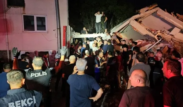 Bilecik AFAD ekibi Balıkesir Sındırgı'da