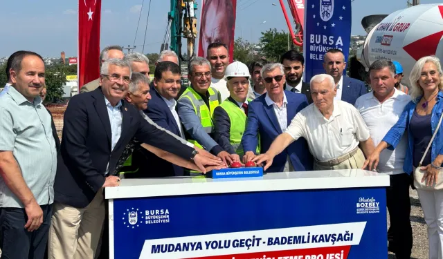 Bursa ulaşımına yeni nefes olacak! Büyükşehir'den Mudanya Yolu Geçit-Bademli Kavşağı Projesi’ne temel