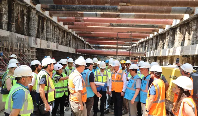 Büyükakın Körfezray Metrosu tünel çalışmalarını inceledi