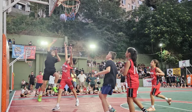 Gölcük'te rekor katılımlı sokak basketbolu turnuvası sona erdi