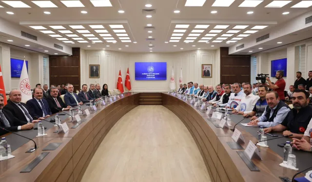 Hükümet son teklifini sundu!