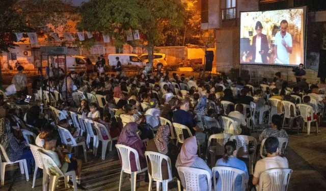 İzmir Bornova’da yaz akşamları gülümsetti