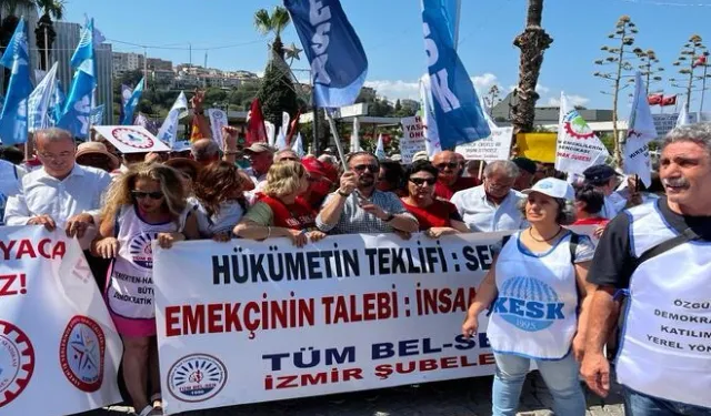 İzmir Konak’ta KESK ve Dev Emekli-Sen’den ortak eylem