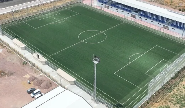 Kocaeli'nde gençler için bir futbol sahası da Alikahya'ya