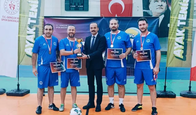 Ayak tenisinde Bursa Büyükşehir'e 'bronz' madalya