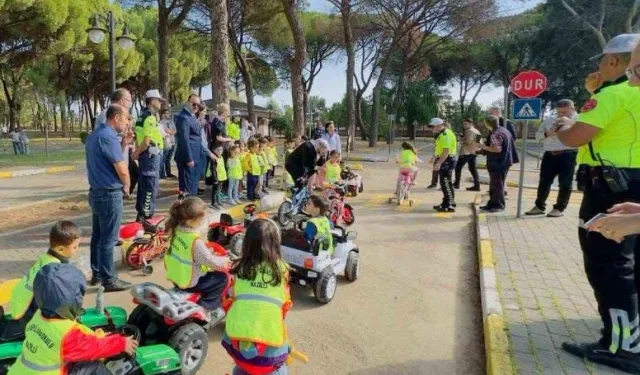 Aydın Nazilli'de minik trafik dedektifleri iş başında