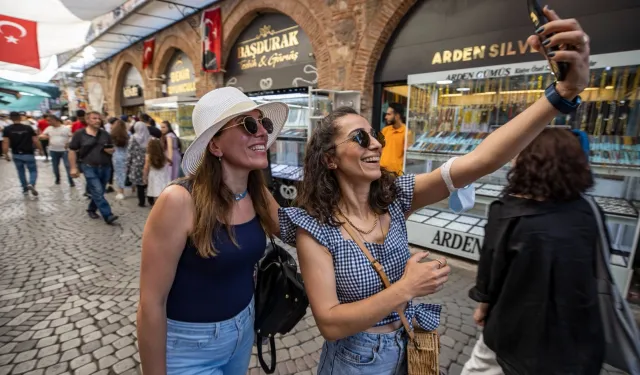 Başkan Tugay: Kemeraltı yakın gelecekte herkes için çekici olacak