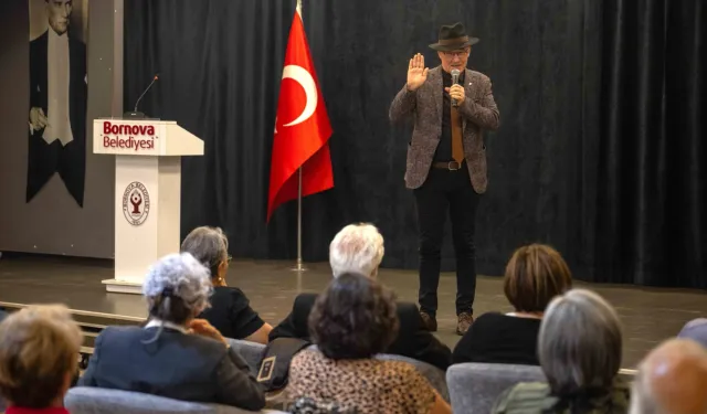 Bornova Kent Söyleşileri'nde 'Cumhuriyet ve Atatürk' anıldı