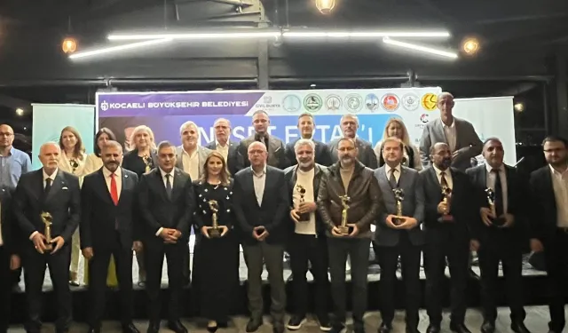 'Bozkırın Tezenesi' Kocaeli'de türkülerle anıldı