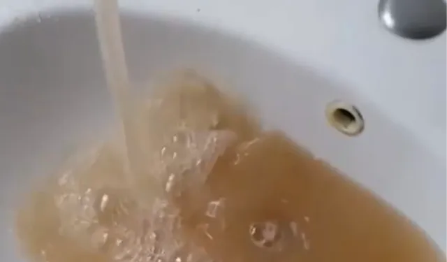 Düzce'de her yağış sonrası musluktan çamur isyanı!