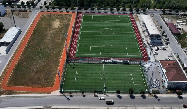 Ekrem Karaberberoğlu Spor Tesisi'ne FIFA kalite onayı