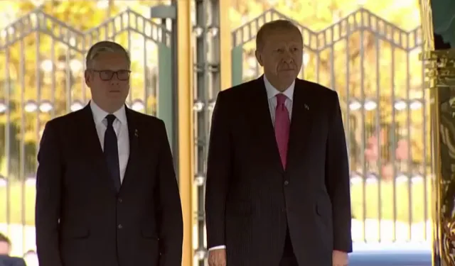 İngiltere Başbakanı Starmer Külliye'de