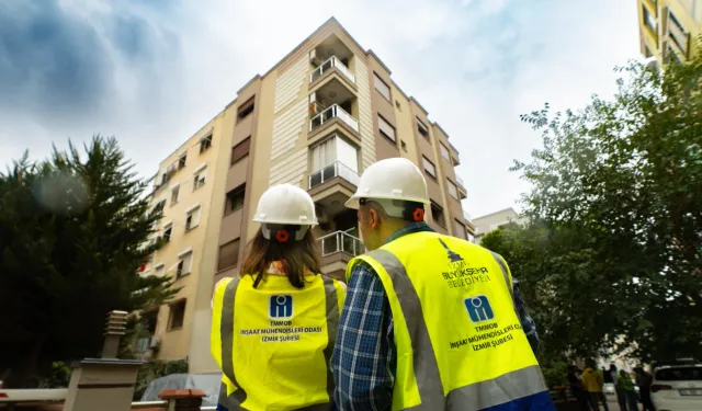 İzmir Karşıyaka'nın yapı stoku için çalışmalar başladı
