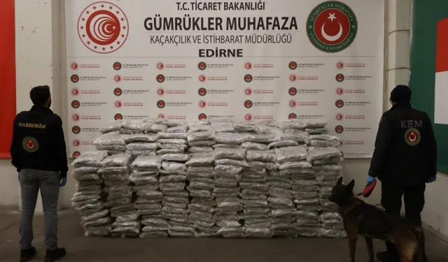 Kapıkule ve İpsala'da 525 kilogram uyuşturucu ele geçirildi