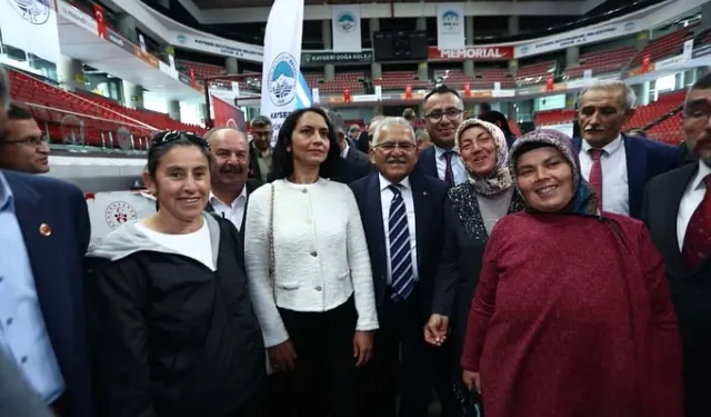Kayseri Büyükşehir muhtarları ağırladı