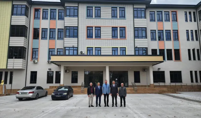 Kocaeli Gölcük'te eğitim yatırımları tam gaz