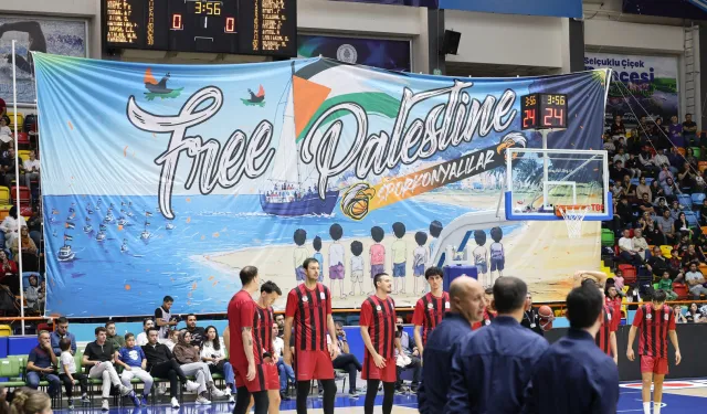 Konya'da basketbol coşkusu ve Gazze'ye destek aynı anda yükseldi