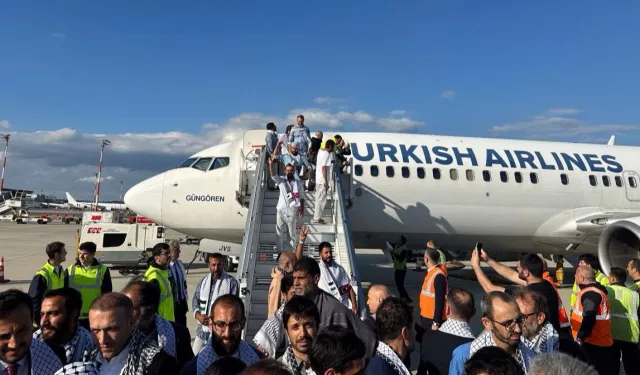 Küresel Sumud Filosu aktivistleri İstanbul'a döndü! Bakanlardan 'hoş geldiniz' mesajı