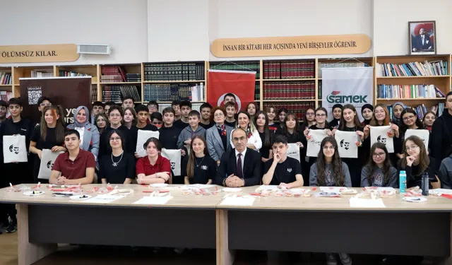 Sakarya Anadolu Lisesi'nde 29 Ekim coşkusu