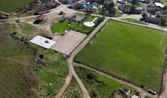 Sakarya Büyükşehir'den Geyve'ye Eşme ve Bayat'a spor kompleksi