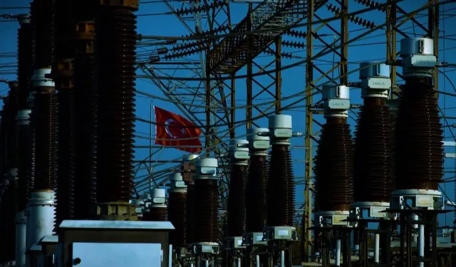 Türkiye'nin elektrik omurgası güçleniyor