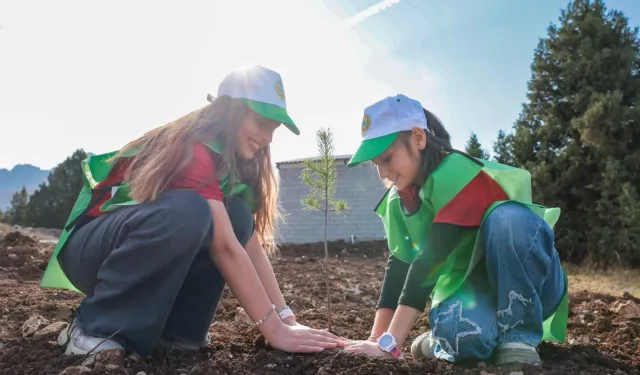 30 milyon fidan 'geleceğe nefes' oldu