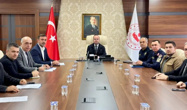 Artvin Hopa'da 'Kış Tedbirleri Koordinasyon Toplantısı' yapıldı