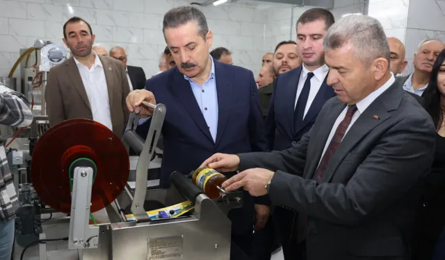 Artvin'de apiterapi ürünleri işleme ve bal dolum tesisi hizmete açıldı