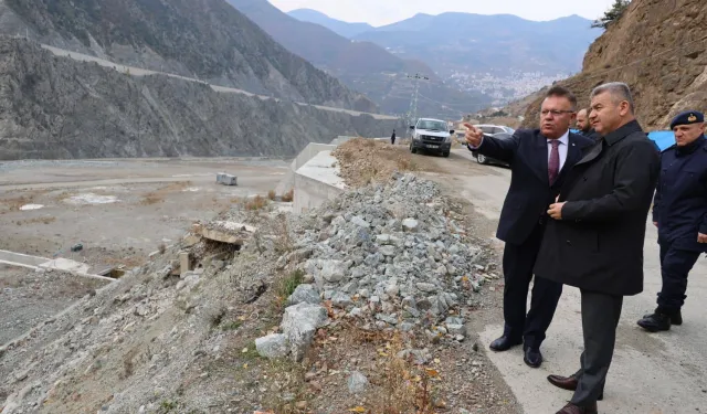 Artvin'de Livane Küçük Sanayi Sitesi'nde inceleme