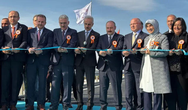 Bakan Uraloğlu: Bursa'daki ulaşım ağı yeni bir çağ açıyor... İnegöl Giriş Kavşağı açıldı