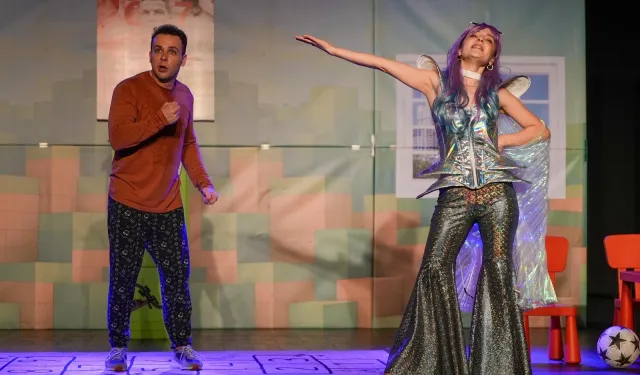 Baloncukların büyüsü Maltepe'de minikleri neşelendirdi