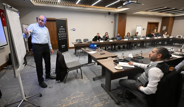 Bursa Business School'da 'B2B Pazarlama ve Satış' eğitimi