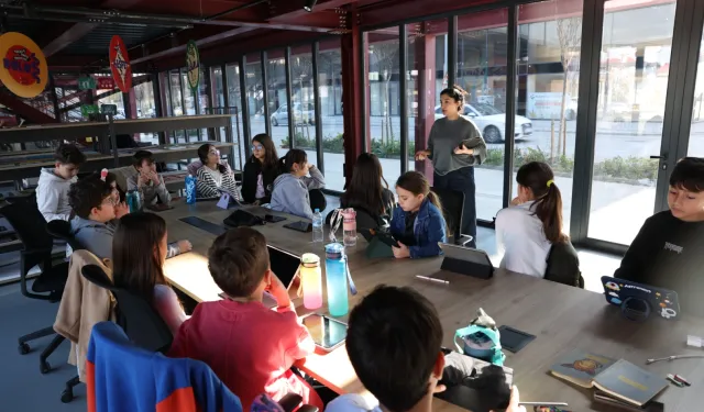 Bursa Nilüfer'de çocuklar animasyonun temellerini öğrendi