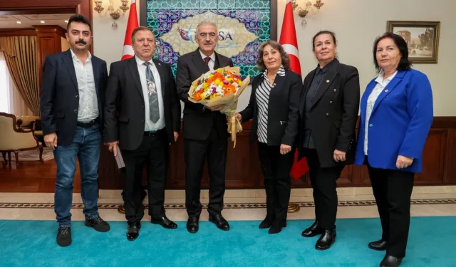 Bursa Valisi Ayyıldız'a TÜED Uludağ Şubesi'nden nezaket