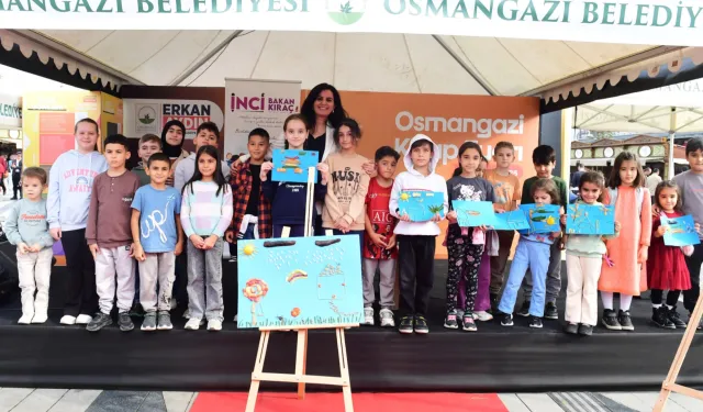 Bursalı 100 bini aşkın kitap sever Osmangazi'de buluştu