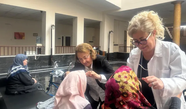 CHP Kayseri Talas Kadın Kolları'ndan huzurevine ziyaret