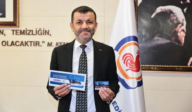 Denizli'de ihtiyaç sahipleri Horoz Kart ile nefes alıyor