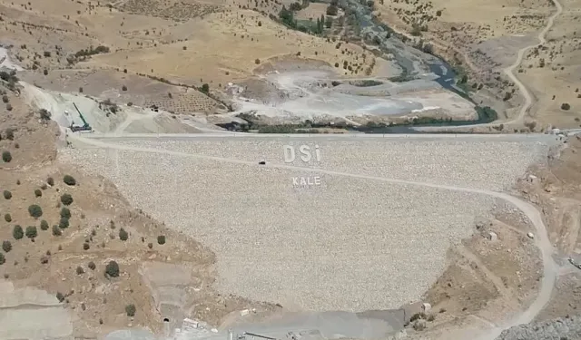 Diyarbakır'da Çermik Kale Barajı'nda su tutuldu