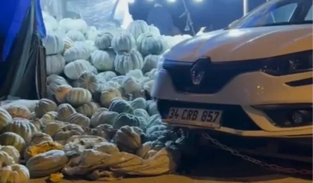 Düzce'de kaza! Kabak tezgahı yerle bir oldu... Gitti kabaklar!