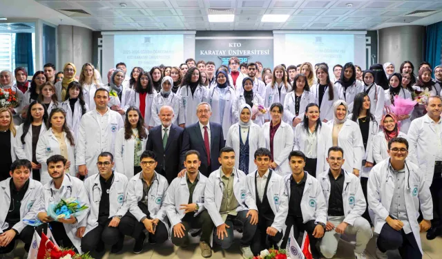 Geleceğin hekimleri Konya'da beyaz önlükleri giydi