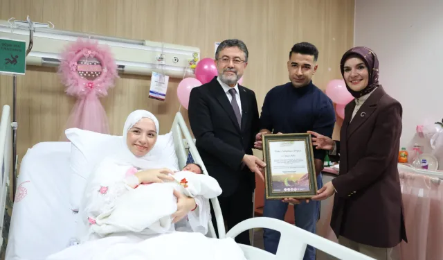 'Her Aile 1 Fidan' projesi başladı... Yeni doğan bebekler ve çiftler için fidan dikiliyor