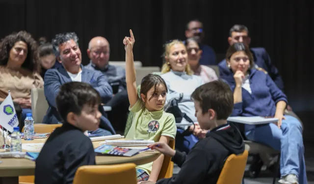 İstanbul Bakırköy'de Çocuk Meclisi'ne ilk adım
