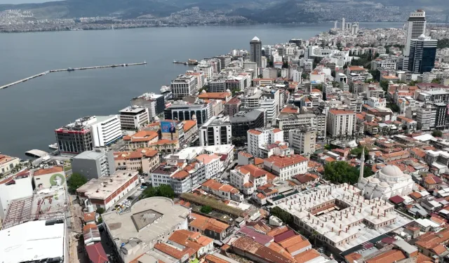 İzmir Tarihi Liman Kenti UNESCO'da kalıcı liste yolunda... Dosya 2026'da sunulacak, gözler 2028'de