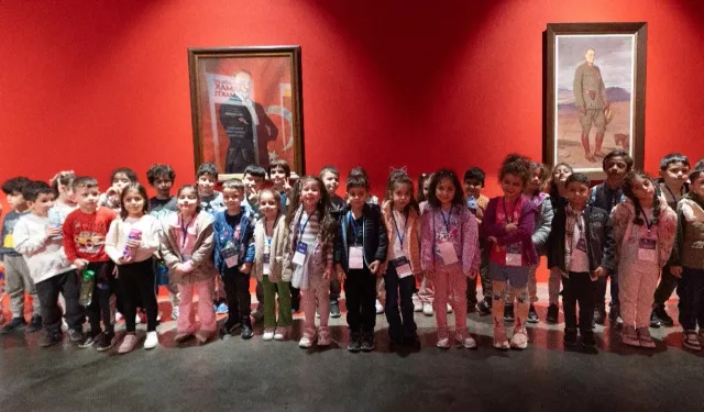 İzmir'de sevginin en saf hali sergiye dönüştü